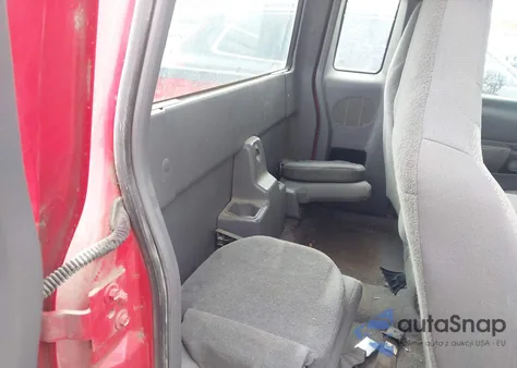 2000 Ford Ranger Xl/Xlt z USA, uszkodzony, nr VIN 1FTZR15V7YTB07726